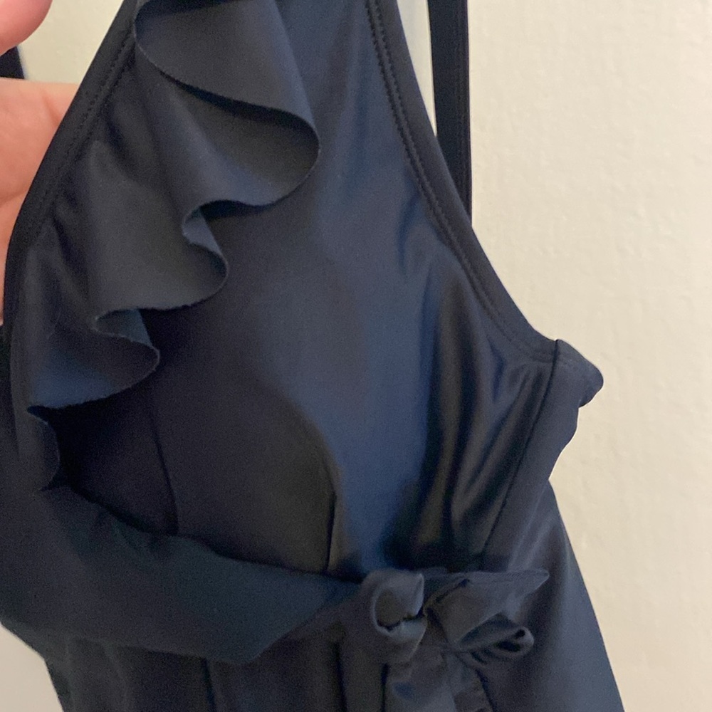 Kindred Bravely Black Ruffle Wrap Maternity & Nursing One Piece Swimsuit L - Picture 9 of 16